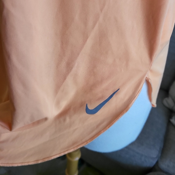 Nike Dri Fit Womens Orange Active Sleeveless Tank Top - Picture 3 of 4